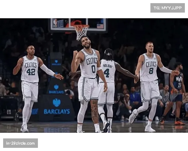 绿军波神高效23分引领五外阵容 主场击退奇才稳固东部头名 绿军波神高效23分引领五外阵容 主场击退奇才稳固东部头名